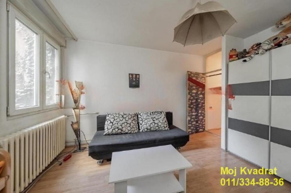 Stan na prodaju u Beogradu, Novi Beograd blok 70 (Kineski TC), trosoban, 106m2, cena 325000 evra