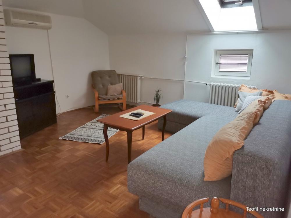 Stan na prodaju u Beogradu, Beograd (centar), troiposoban, 105m2, cena 350000 evra