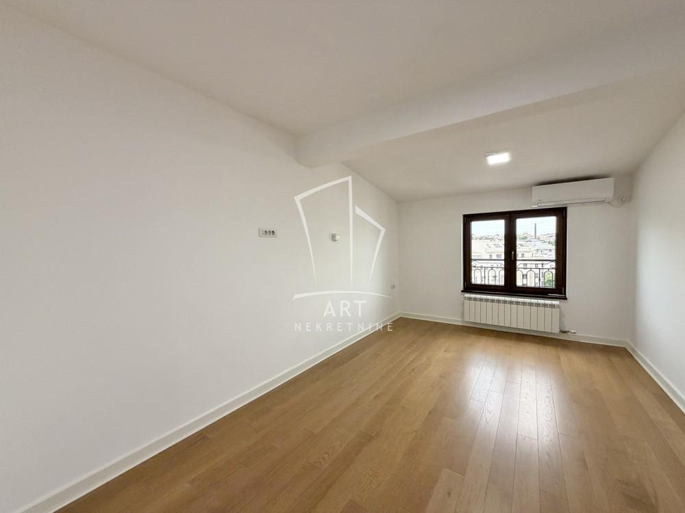 Stan na prodaju u Beogradu, Stari grad, 196m2, cena 1100000 evra