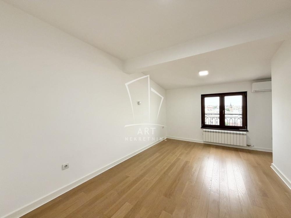 Stan na prodaju u Beogradu, Stari grad, 196m2, cena 1100000 evra
