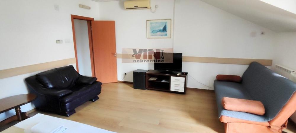 Stan na prodaju u Beogradu, Bulevar oslobođenja Beograd, jednosoban, 33m2, cena 129000 evra