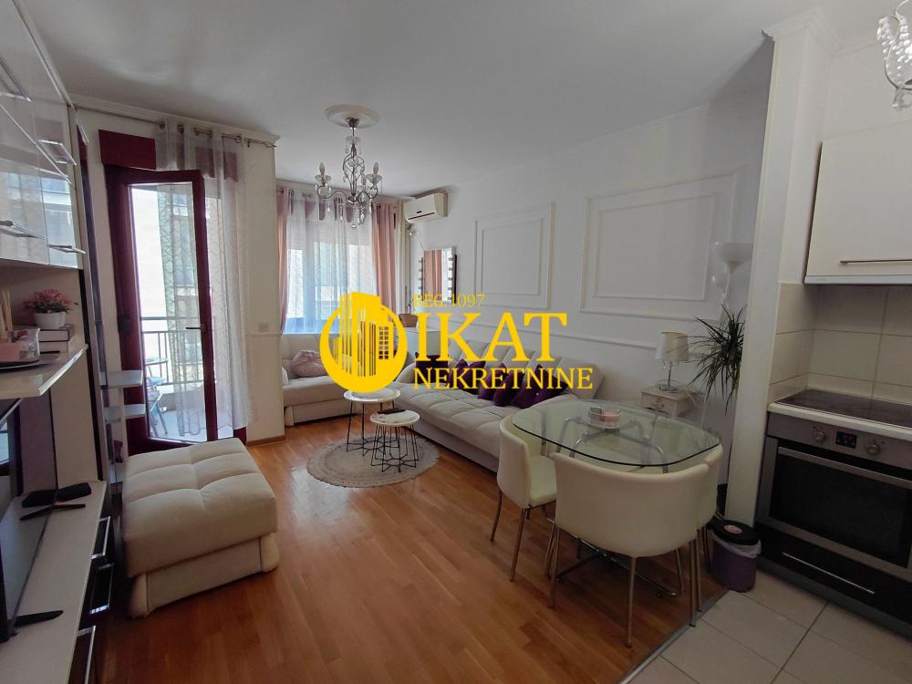 Stan na prodaju u Beogradu, Vračar, jednosoban, 30m2, cena 149000 evra