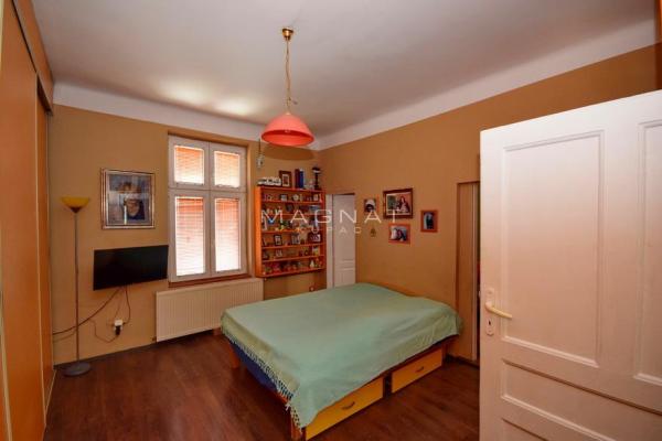 Stan na prodaju u Beogradu, Stari grad, troiposoban, 77m2, cena 296000 evra