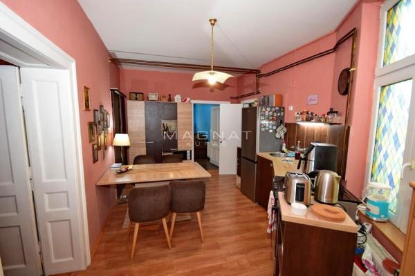 Stan na prodaju u Beogradu, Stari grad, troiposoban, 77m2, cena 296000 evra