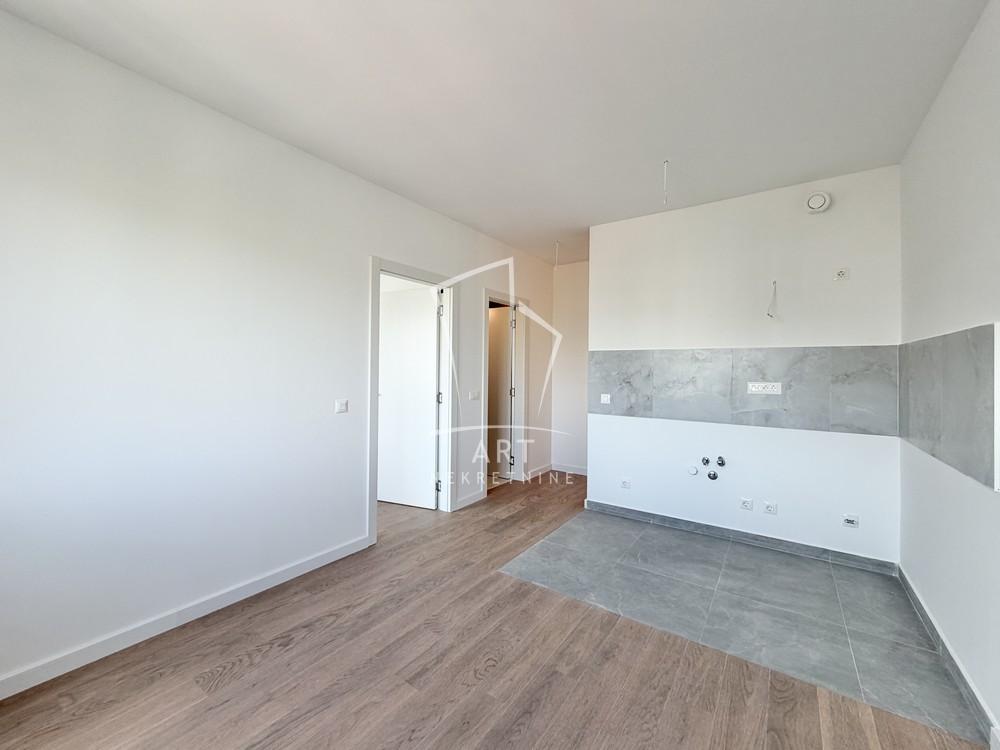 Stan na prodaju u Beogradu, Zemun, jednoiposoban, 30m2, cena 156000 evra
