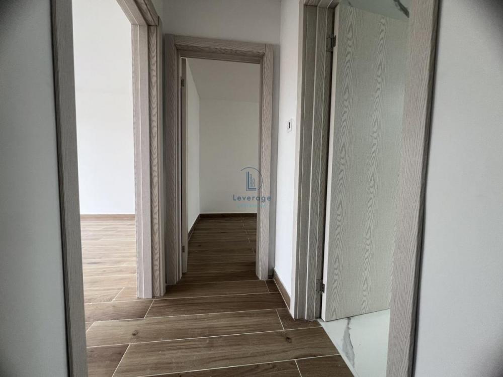 Stan na prodaju u Beogradu, Batajnica, cetvorosoban, 103m2, cena 227832 evra