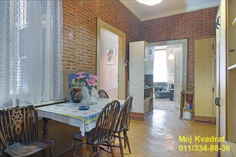 Stan na prodaju u Beogradu, Beograd (centar), trosoban, 79m2, cena 280000 evra