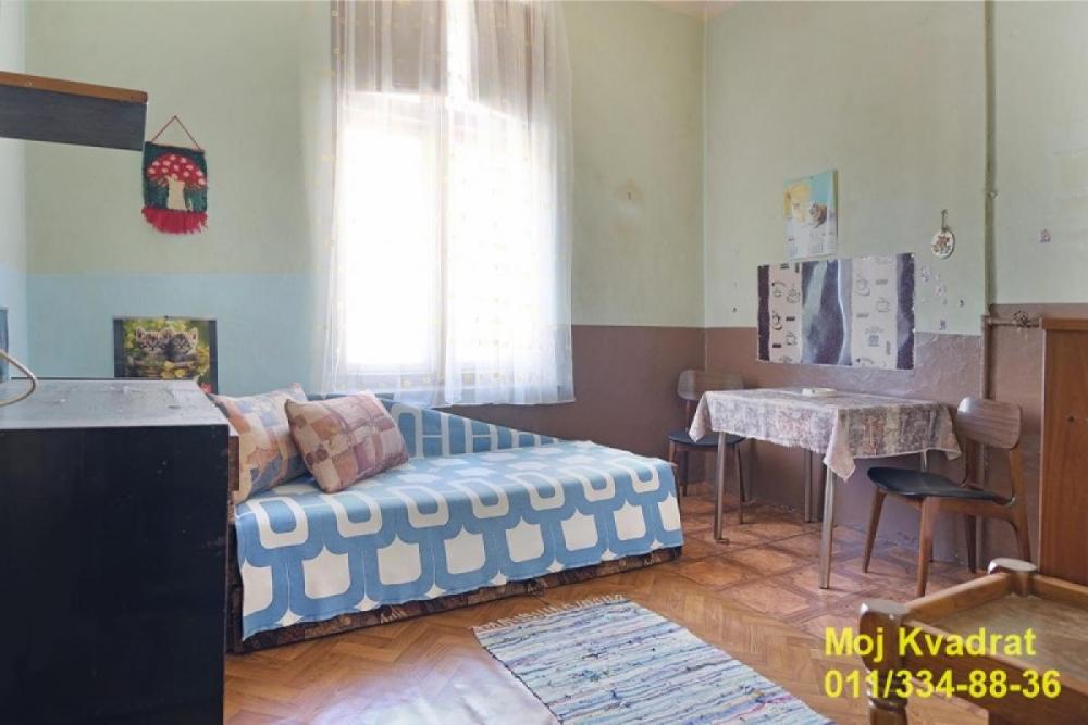 Stan na prodaju u Beogradu, Beograd (centar), trosoban, 79m2, cena 280000 evra