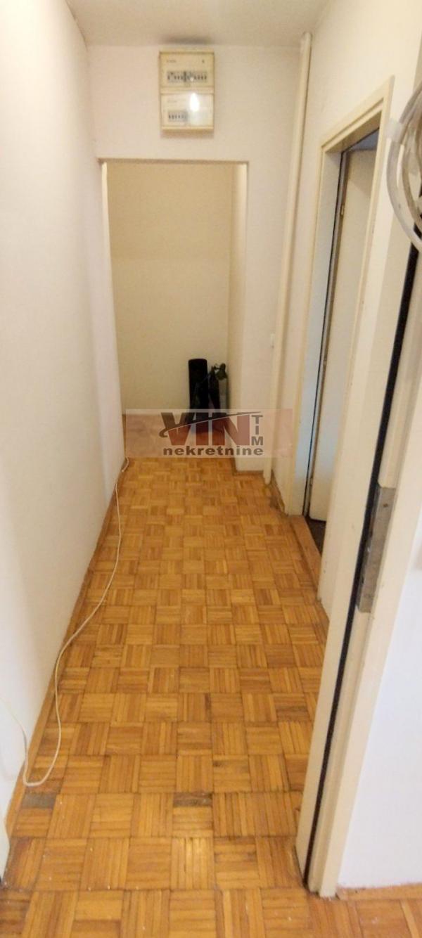 Stan na prodaju u Beogradu, Vukov spomenik, jednosoban, 47m2, cena 174000 evra