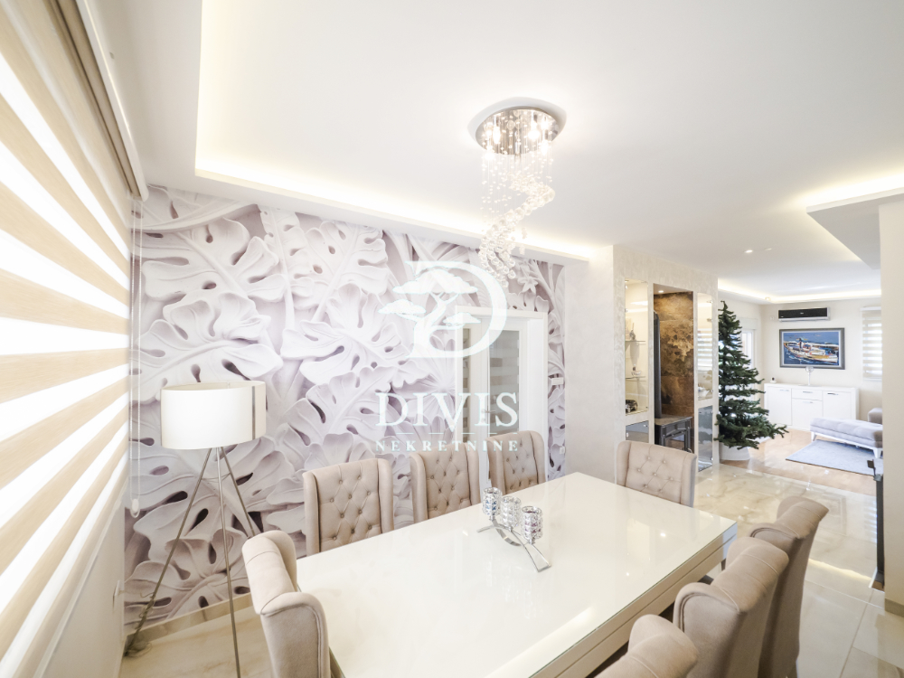 Stan na prodaju u Beogradu, Medaković, 140m2, cena 406000 evra