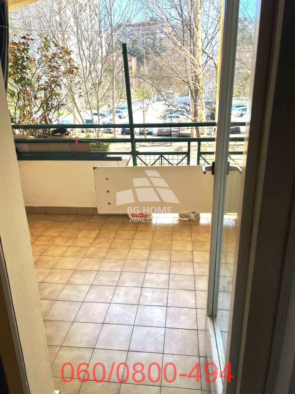 Stan na prodaju u Beogradu, Braće Jerković, trosoban, 70m2, cena 189000 evra