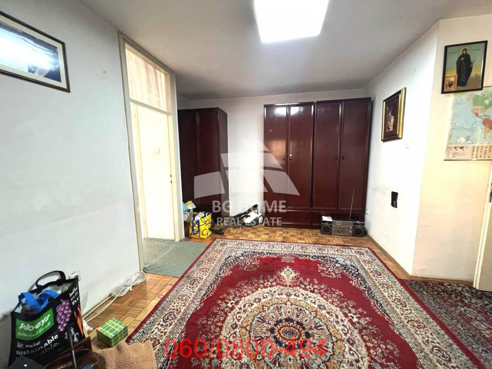 Stan na prodaju u Beogradu, Braće Jerković, trosoban, 70m2, cena 189000 evra