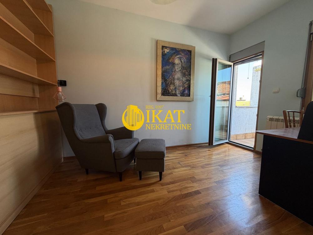 Stan na prodaju u Beogradu, Stari grad, trosoban, 78m2, cena 315000 evra