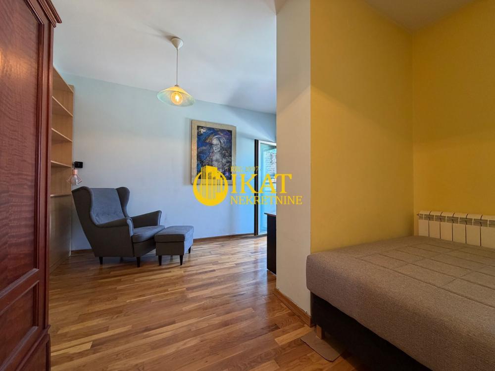 Stan na prodaju u Beogradu, Stari grad, trosoban, 78m2, cena 315000 evra