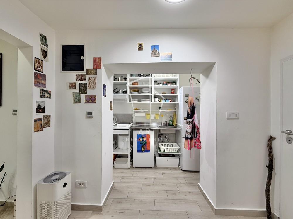 Stan na prodaju u Beogradu, Zvezdara, dvoiposoban, 27m2, cena 120000 evra