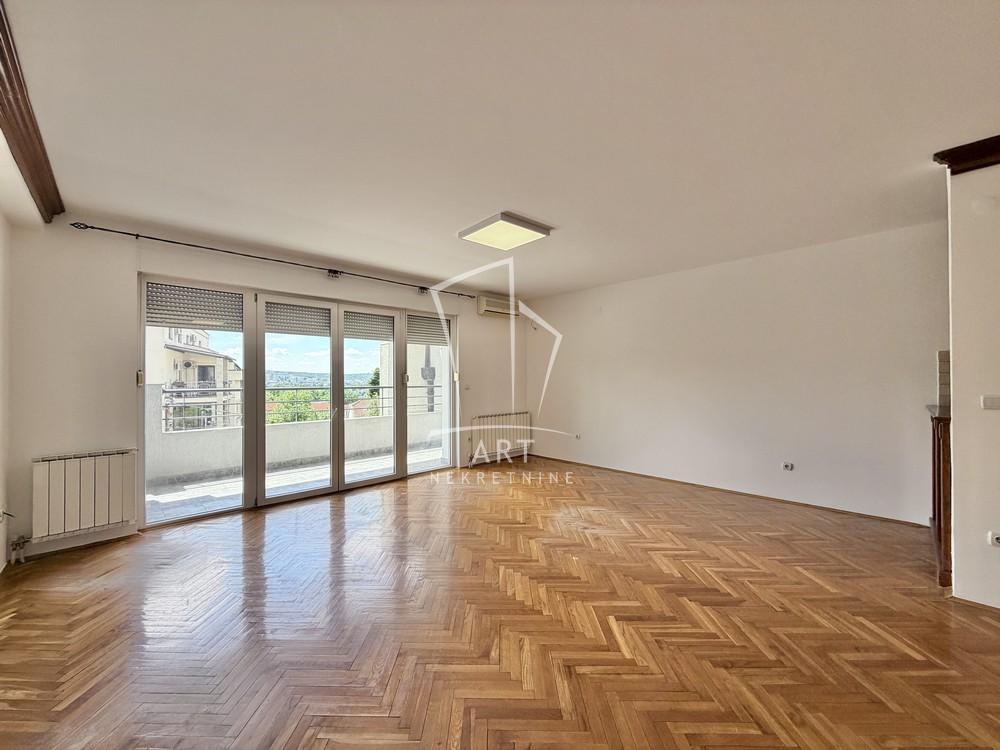Stan na prodaju u Beogradu, Dedinje, cetvorosoban, 117m2, cena 468000 evra