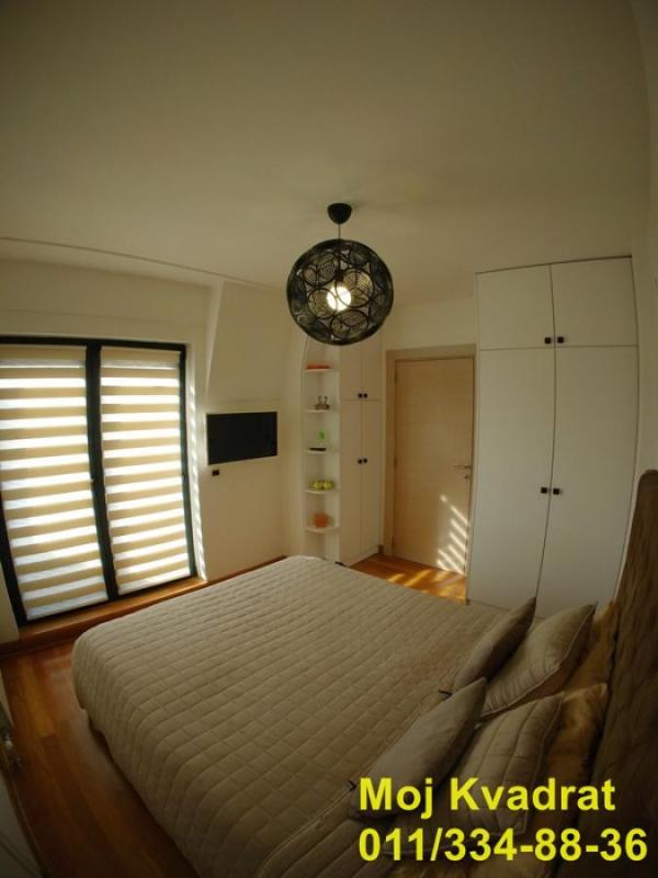 Stan na prodaju u Beogradu, Voždovac, cetvorosoban, 103m2, cena 520000 evra