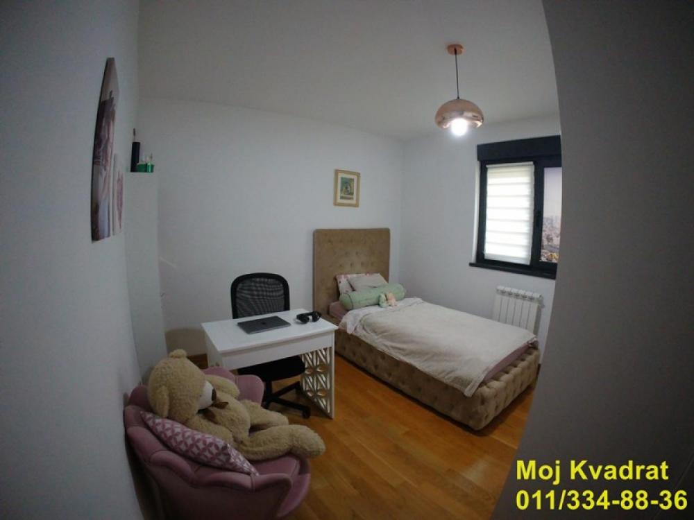 Stan na prodaju u Beogradu, Voždovac, cetvorosoban, 103m2, cena 520000 evra