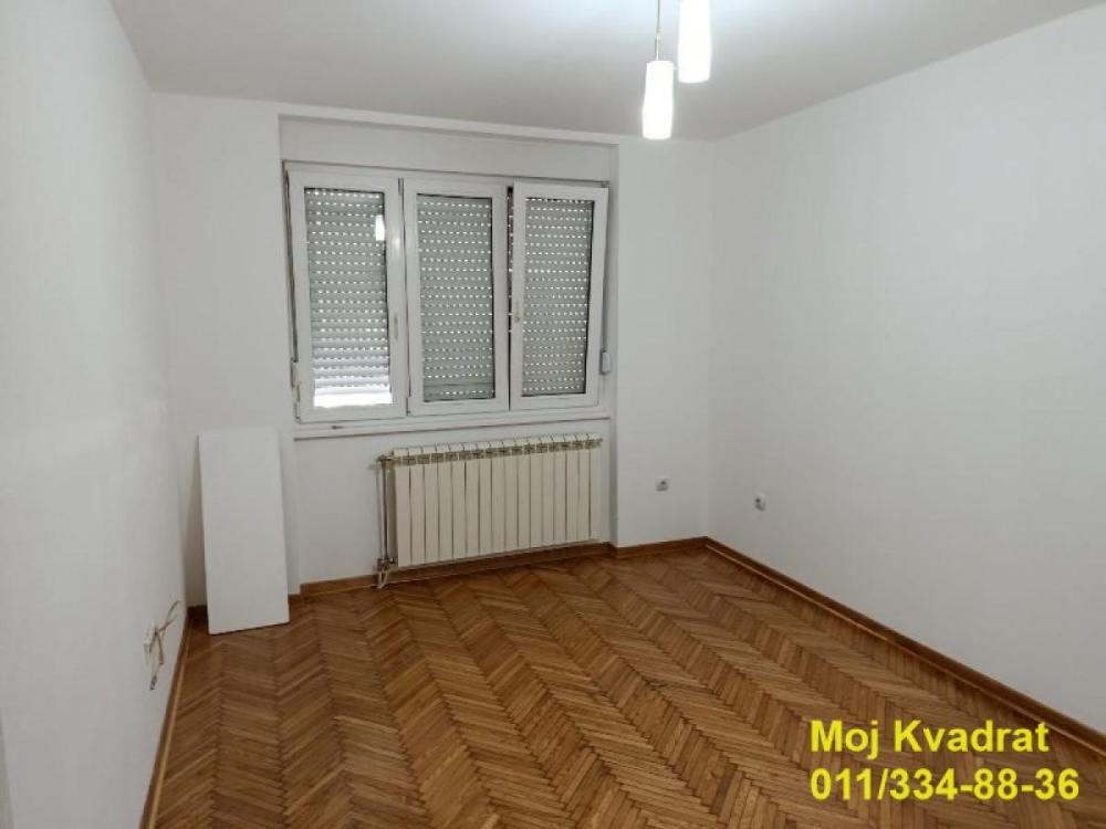 Stan na prodaju u Beogradu, Crveni Krst, dvoiposoban, 66m2, cena 228000 evra