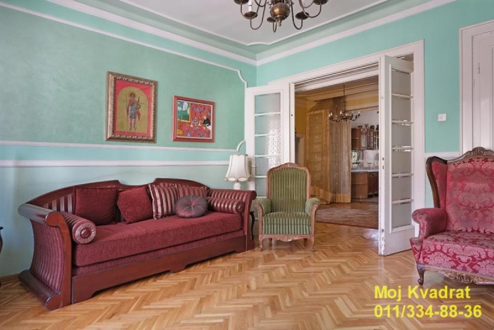 Stan na prodaju u Beogradu, Beograd (Trg Republike), trosoban, 105m2, cena 577500 evra