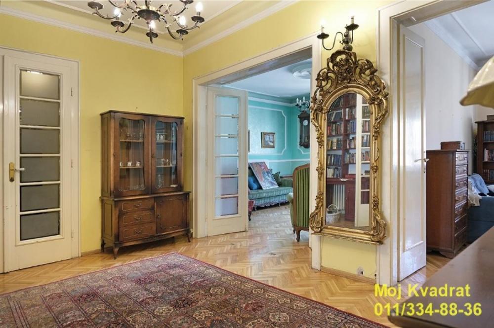 Stan na prodaju u Beogradu, Beograd (Trg Republike), trosoban, 105m2, cena 577500 evra