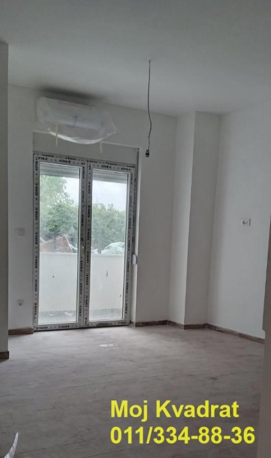 Stan na prodaju u Beogradu, Mirijevo, dvoiposoban, 40m2, cena 86000 evra