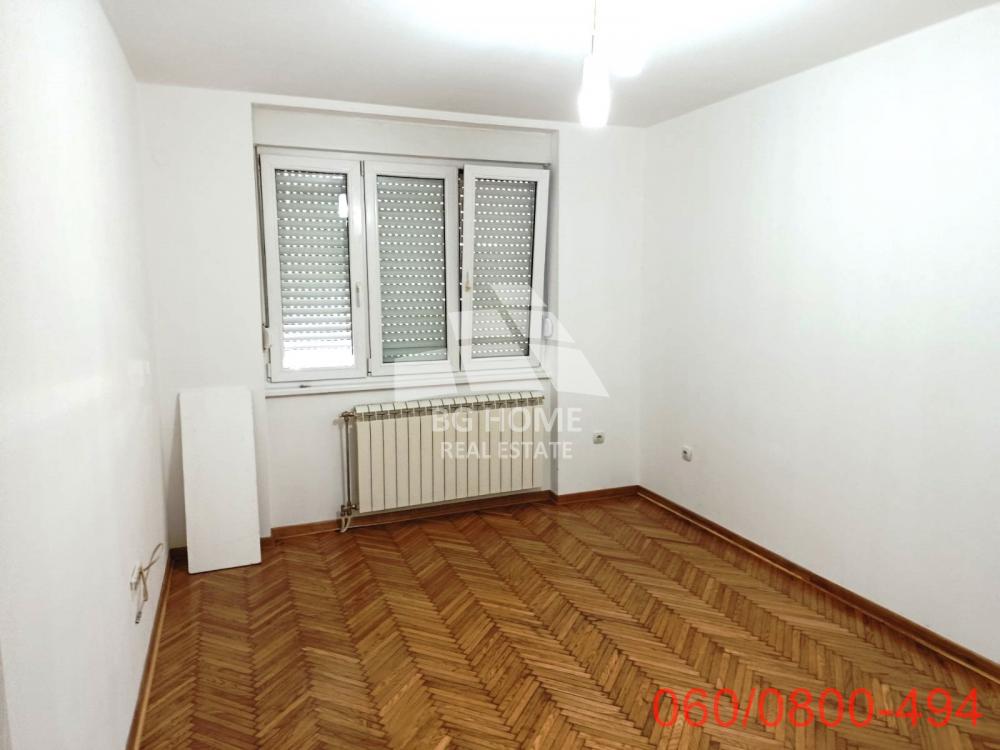 Stan na prodaju u Beogradu, Crveni Krst, trosoban, 66m2, cena 228000 evra