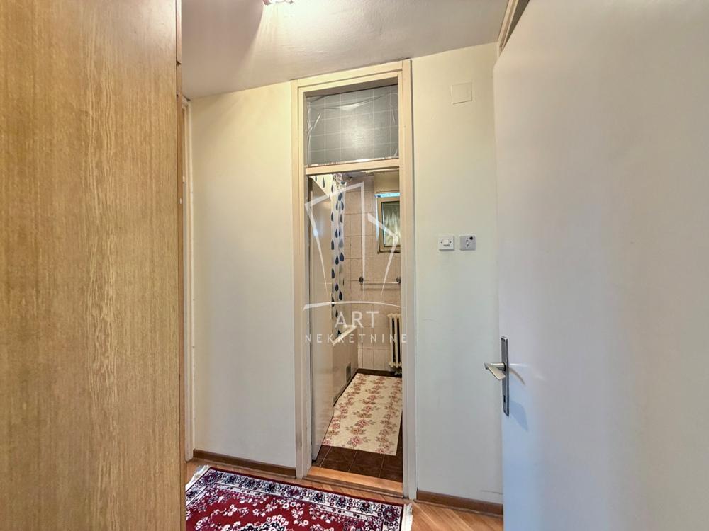 Stan na prodaju u Beogradu, Stari grad, trosoban, 78m2, cena 352000 evra