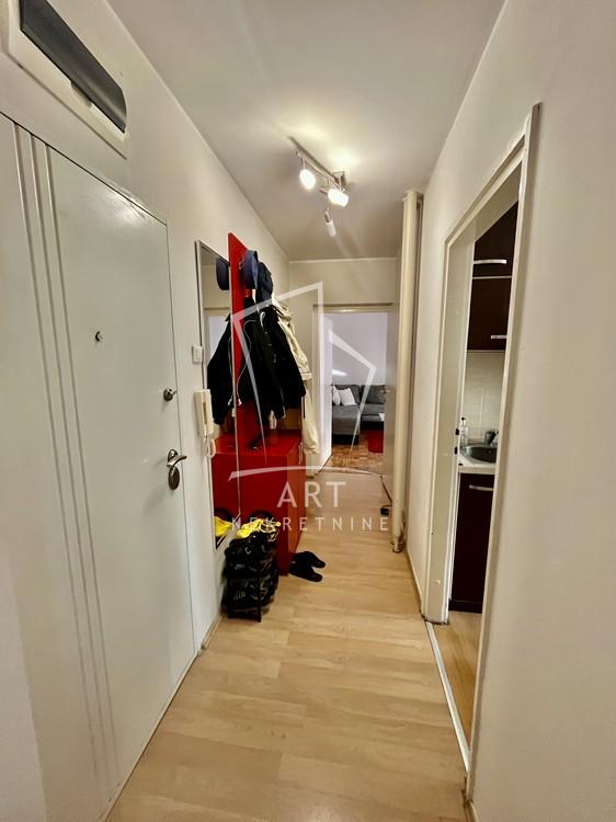 Stan na prodaju u Beogradu, Konjarnik, dvosoban, 62m2, cena 183500 evra