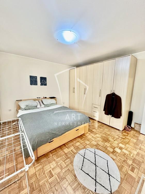 Stan na prodaju u Beogradu, Konjarnik, dvosoban, 62m2, cena 183500 evra