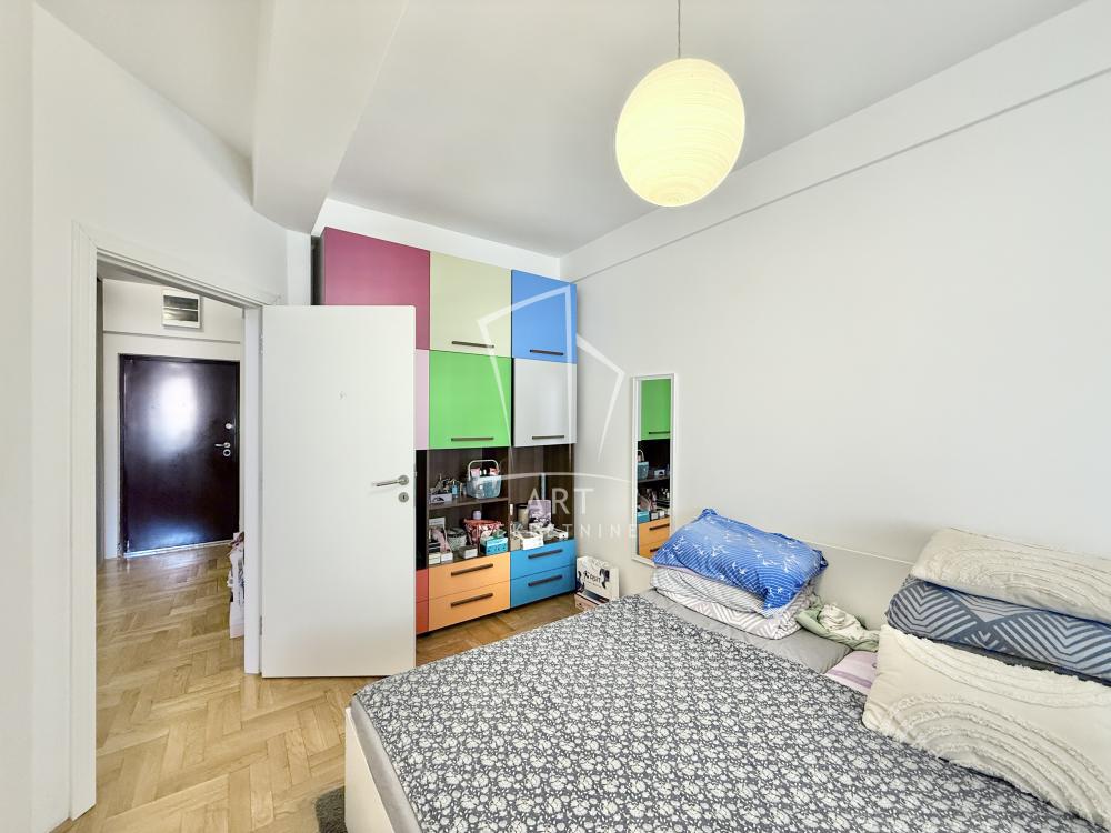 Stan na prodaju u Beogradu, Voždovac, dvosoban, 54m2, cena 152000 evra