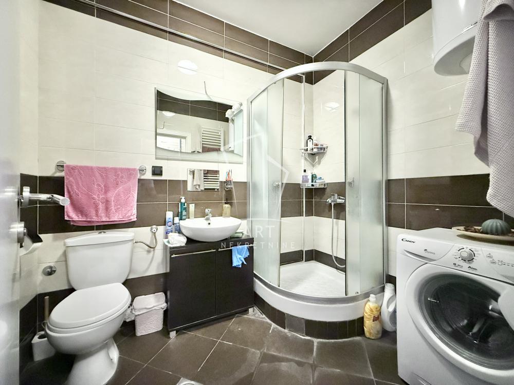 Stan na prodaju u Beogradu, Voždovac, dvosoban, 54m2, cena 152000 evra
