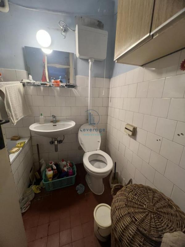 Stan na prodaju u Beogradu, Novi Beograd blok 62, trosoban, 71m2, cena 210000 evra