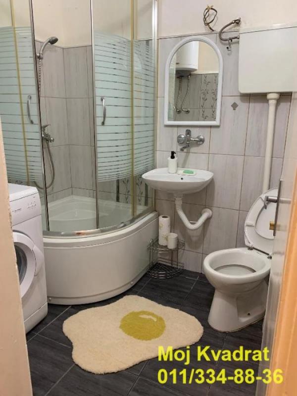 Stan na prodaju u Beogradu, Zemun centar, dvosoban, 50m2, cena 199000 evra