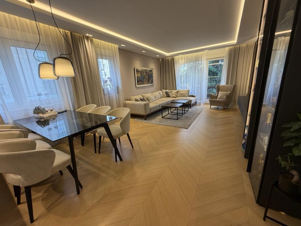 Stan na prodaju u Beogradu, Savski venac, trosoban, 181m2, cena 368000 evra