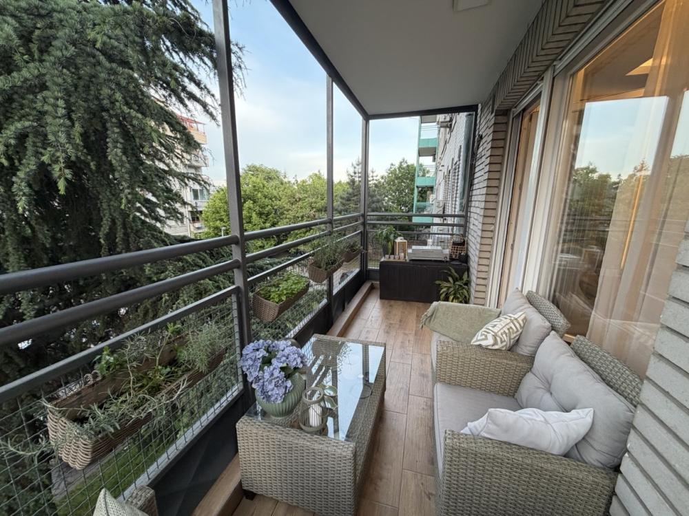 Stan na prodaju u Beogradu, Savski venac, trosoban, 181m2, cena 368000 evra