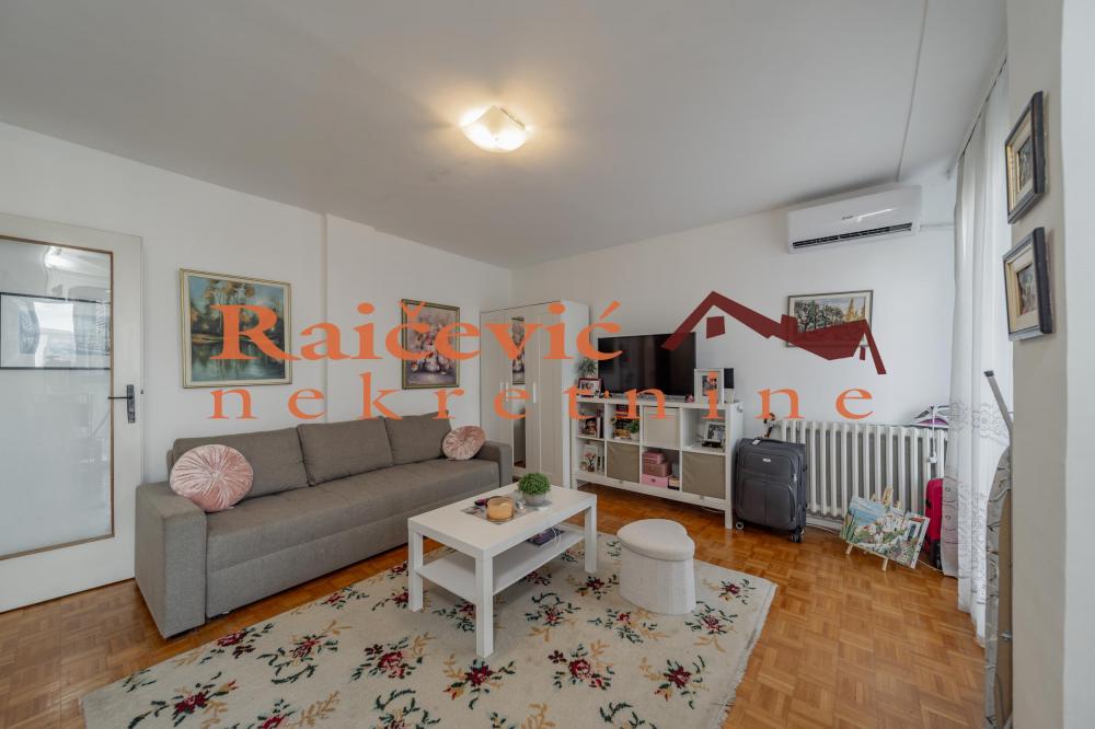 Stan na prodaju u Beogradu, Novi Beograd blok 62, jednosoban, 32m2, cena 115000 evra