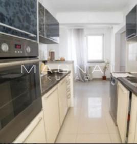 Stan na prodaju u Beogradu, Stari grad, cetvorosoban, 105m2, cena 349000 evra
