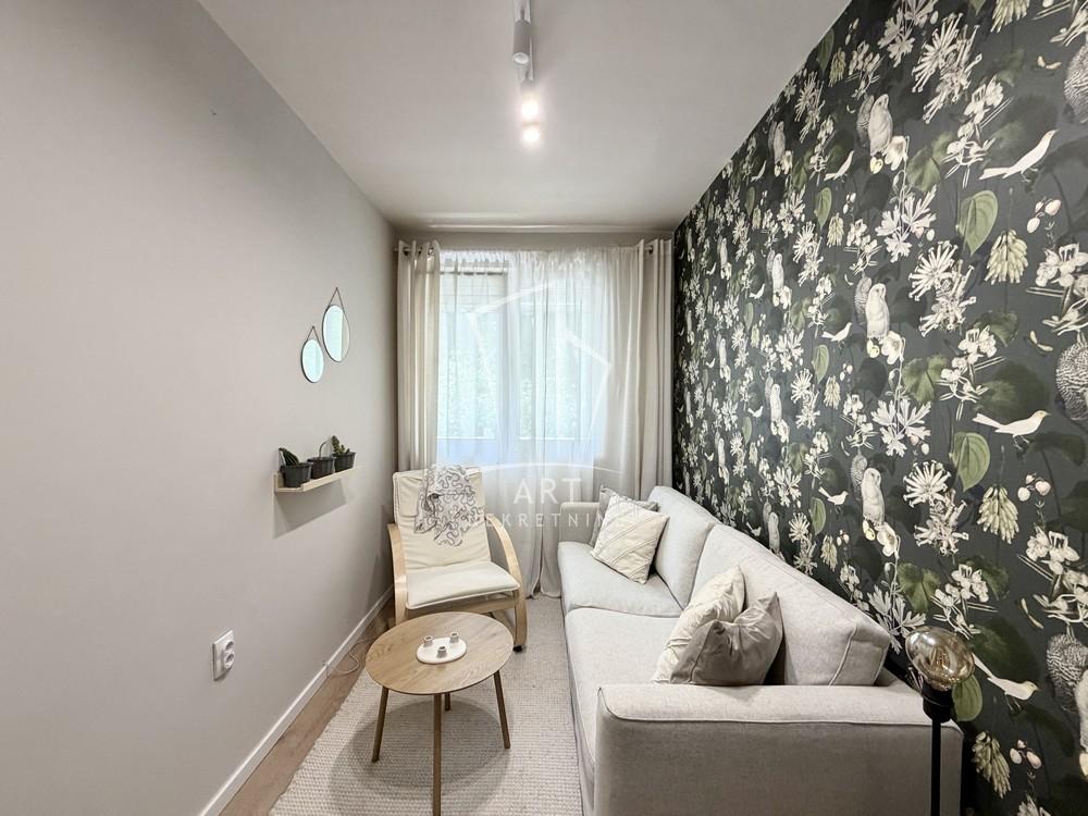 Stan na prodaju u Beogradu, Karaburma, dvoiposoban, 44m2, cena 165000 evra