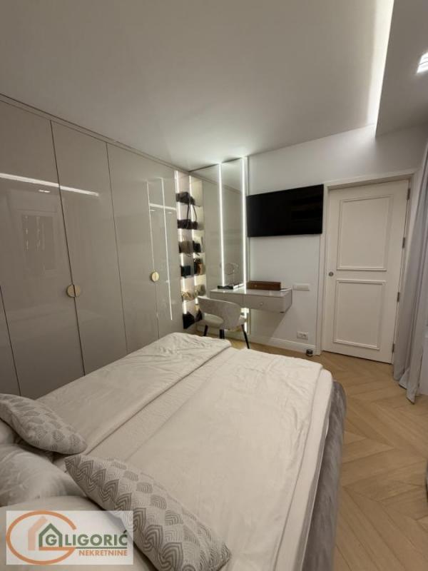 Stan na prodaju u Beogradu, Beograd (centar), trosoban, 87m2, cena 368000 evra