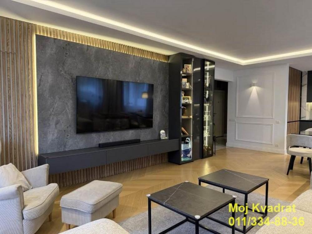 Stan na prodaju u Beogradu, Savski venac, trosoban, 87m2, cena 368000 evra