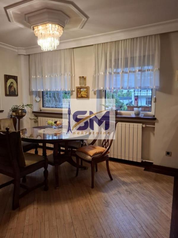 Stan na prodaju u Beogradu, Cerak, cetvorosoban, 170m2, cena 529000 evra