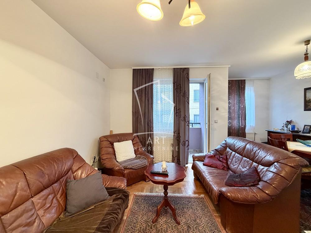 Stan na prodaju u Beogradu, Mirijevo, dvosoban, 42m2, cena 120000 evra