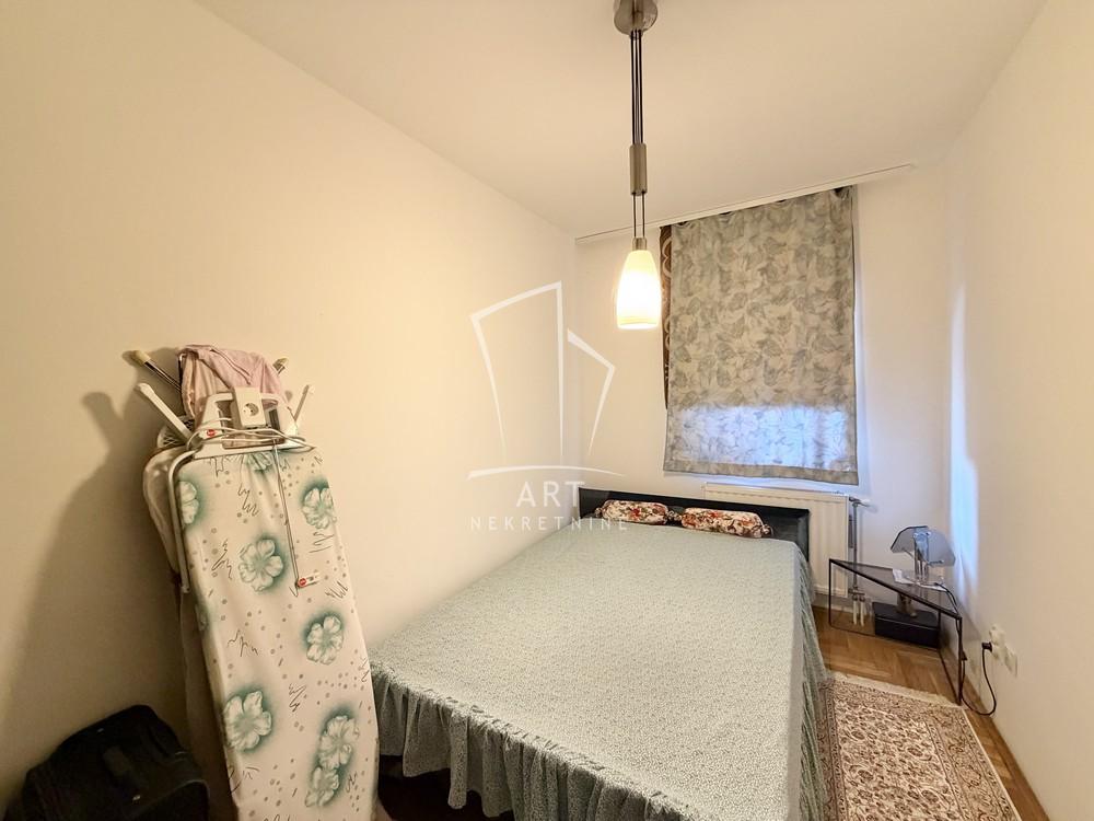 Stan na prodaju u Beogradu, Mirijevo, dvosoban, 42m2, cena 120000 evra
