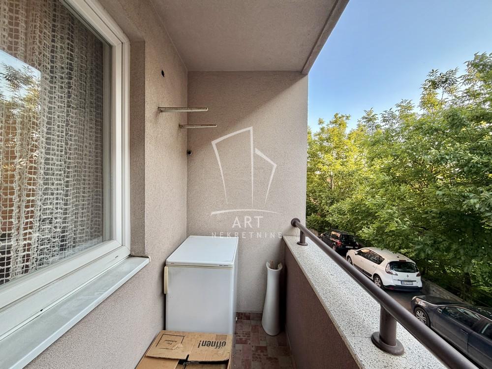 Stan na prodaju u Beogradu, Mirijevo, dvosoban, 42m2, cena 120000 evra