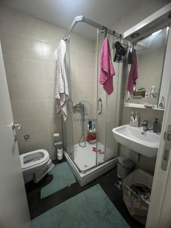 Stan na prodaju u Beogradu, Zemun, trosoban, 75m2, cena 275000 evra