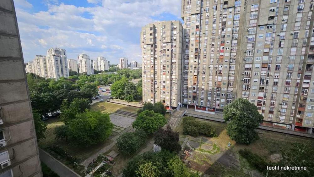 Stan na prodaju u Beogradu, Novi Beograd blok 63, dvosoban, 61m2, cena 196900 evra
