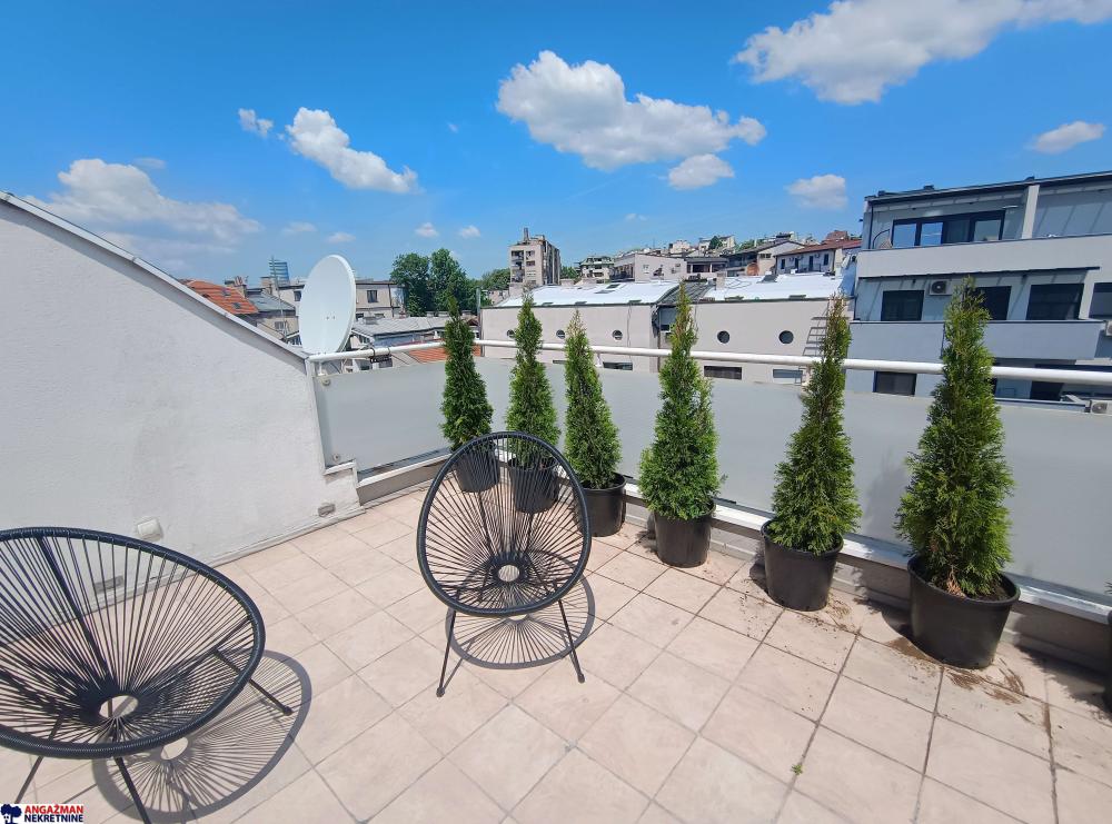 Stan na prodaju u Beogradu, Karađorđev park, cetvorosoban, 139m2, cena 450000 evra