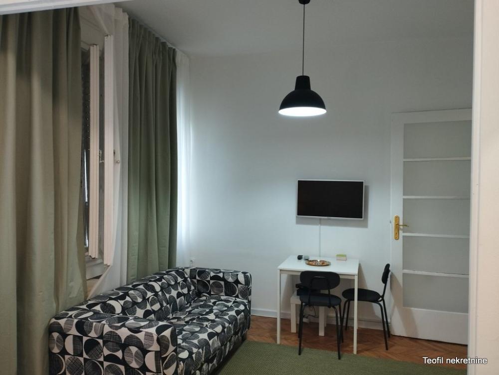 Stan na prodaju u Beogradu, Vukov spomenik, jednosoban, 25m2, cena 149000 evra