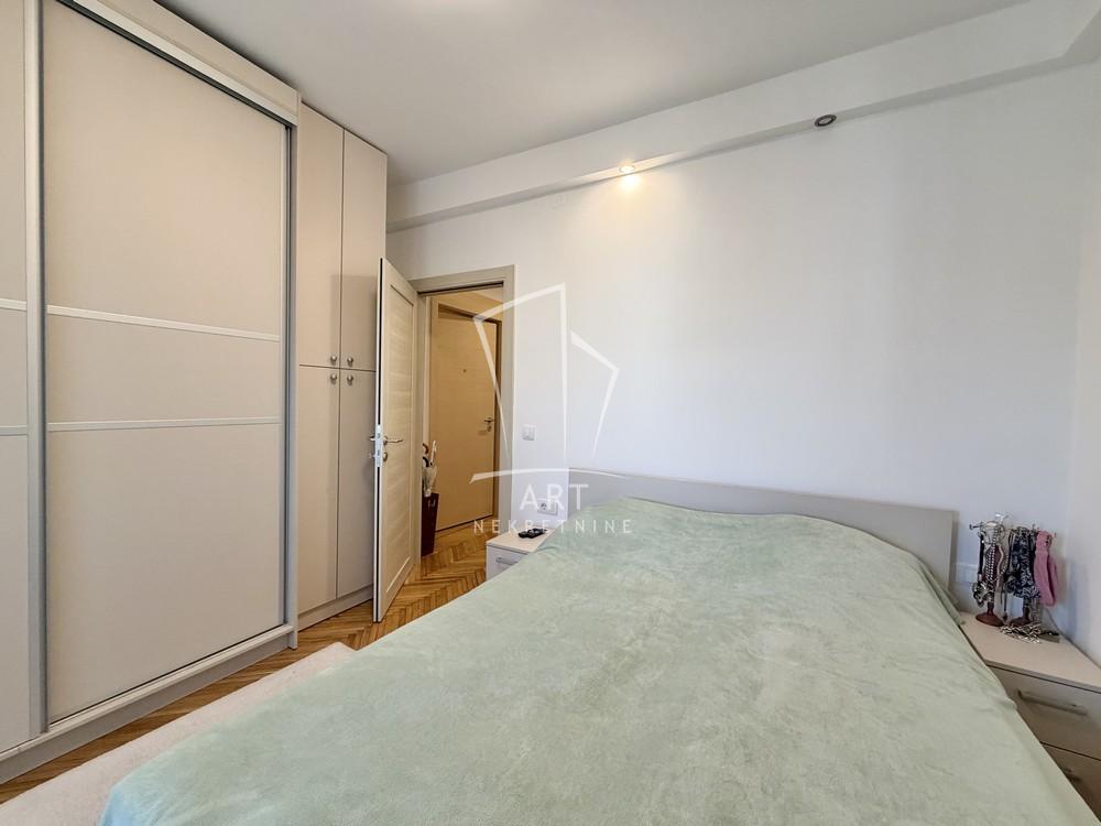 Stan na prodaju u Beogradu, Vračar (Hram), dvosoban, 39m2, cena 240000 evra